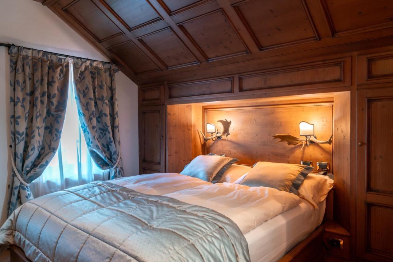 Ambra Cortina Luxury&Fashion Hotel Cortina dʼAmpezzo Exterior foto