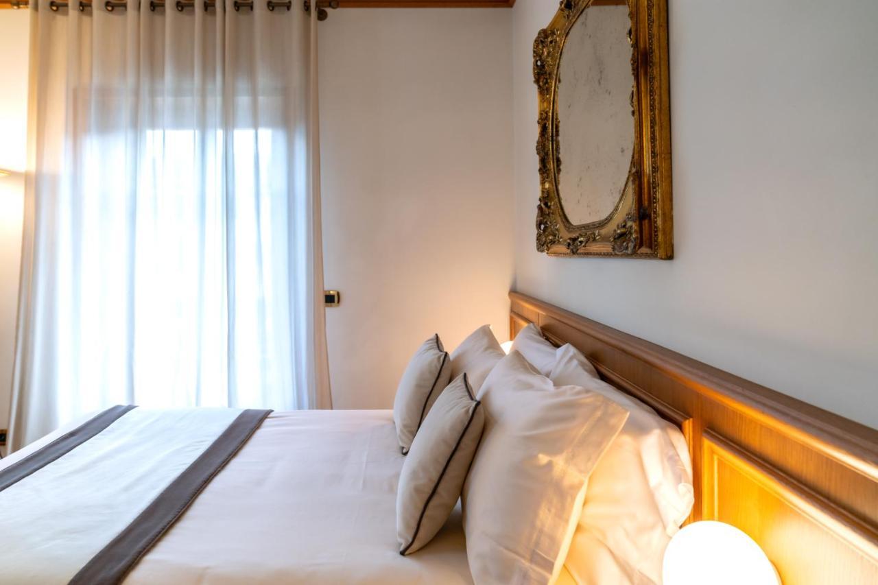 Ambra Cortina Luxury&Fashion Hotel Cortina dʼAmpezzo Exterior foto