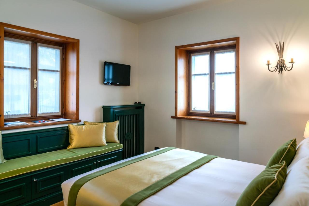 Ambra Cortina Luxury&Fashion Hotel Cortina dʼAmpezzo Exterior foto